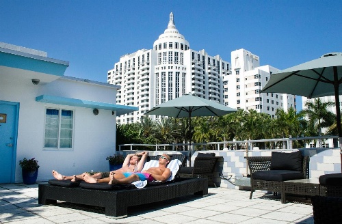 Aqua Hotel & Suites image 1