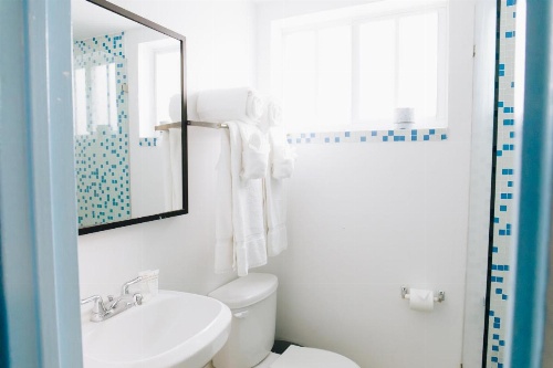 Aqua Hotel & Suites image 11