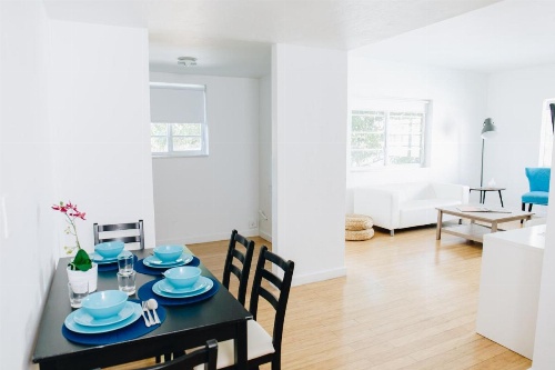 Aqua Hotel & Suites image 5